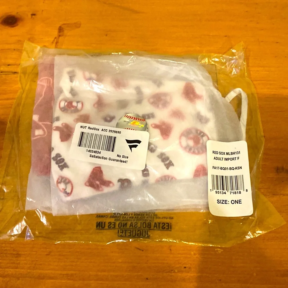 3 Boston Red Sox Branded MLB Team Elastic Face Masks One Size Fits Most NIP